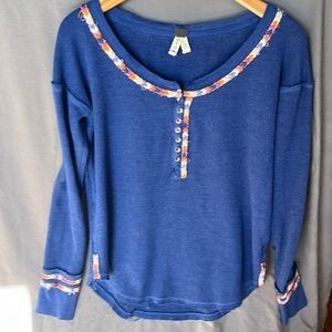 Free People We the Free Size medium Thermal Henley Royal Blue Rainbow Embroidery